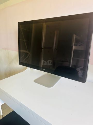 מסך Apple 27 inch