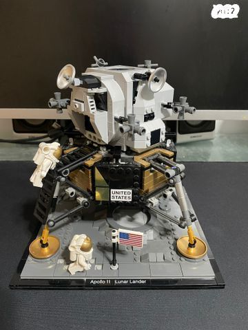 לגו 10266 - NASA Apollo 11