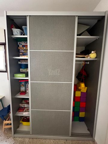 ארון בגדים