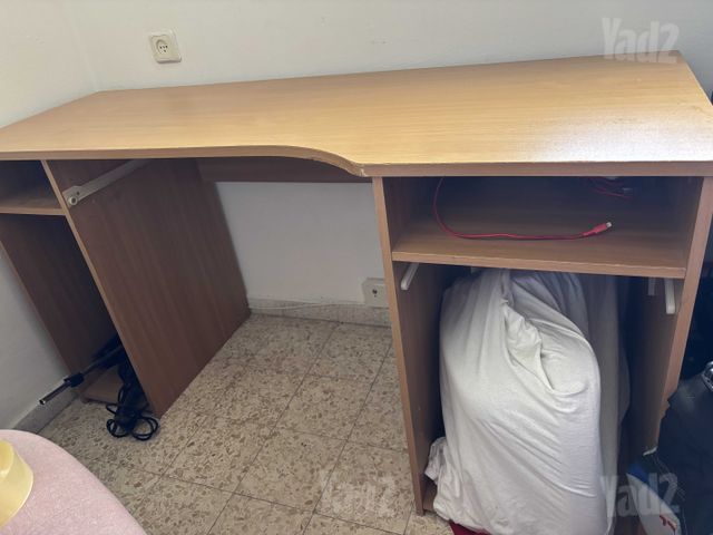 שולחן כתיבה
