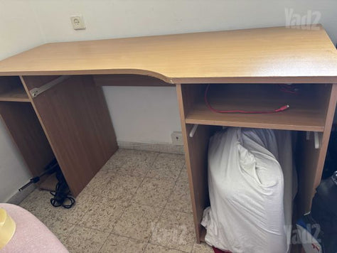 שולחן כתיבה