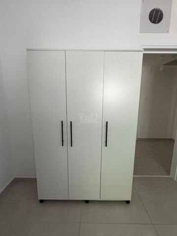 ארון 3 דלתות