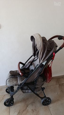 עגלה- טיולון