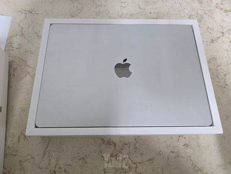 מחשב חדש MacBookAir - M4
