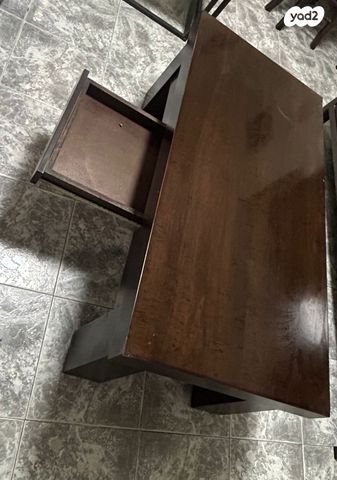 שולחן סלון עץ אגוז