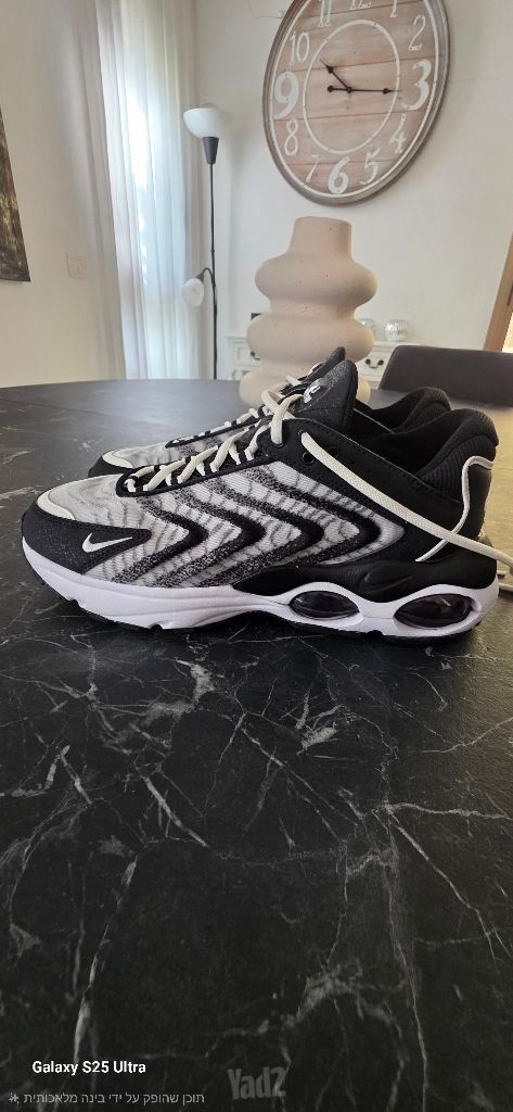 נעלי NIKE AIR MAX TW