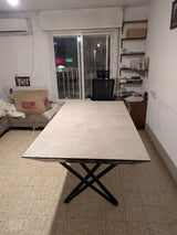 שולחן אוכל