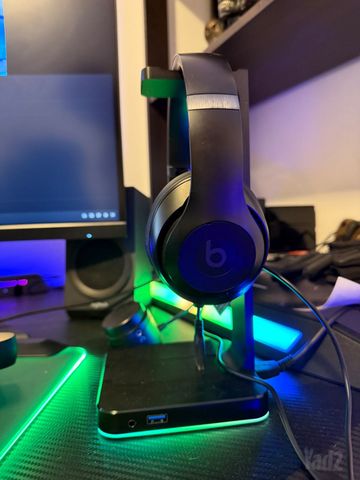 Apple Beats Studio Pro