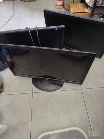 מסך מחשב 22"