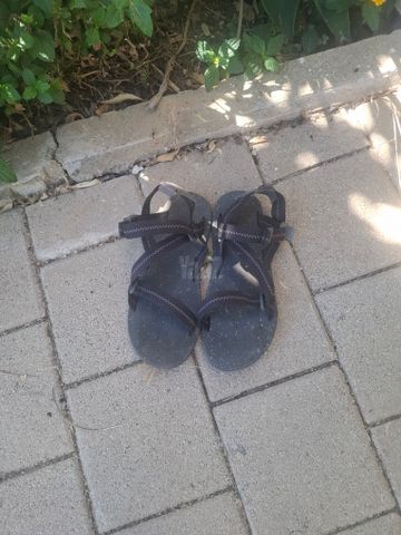 סנדלי ברפוט solo