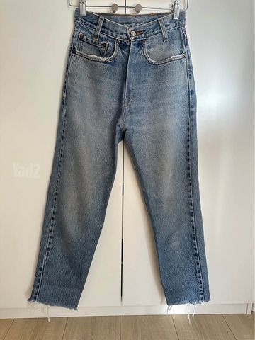 Levi's woman jeans