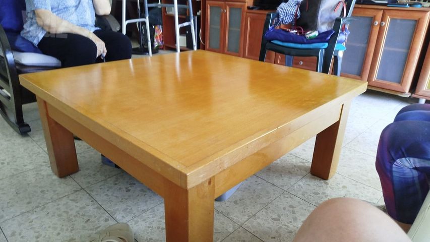שולחן סלון