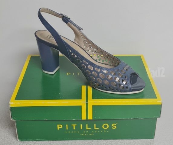 נעלי עקב קיצי PITILLOS