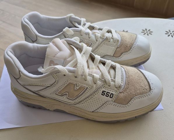 נעל ספורט - NB 550