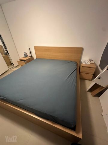 IKEA MALM King Bed180x200