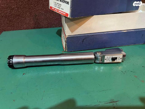 Realistic Microphone