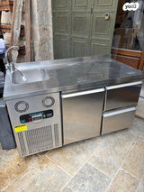 מקררים תעשייתים+ כיור וברז