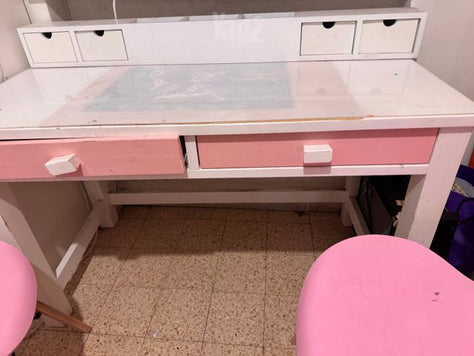 שולחן כתיבה