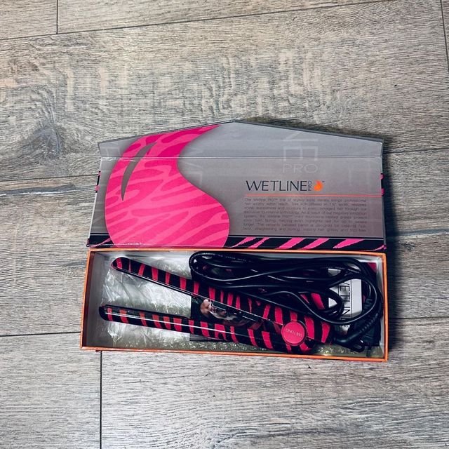 מחליק שיער wetline pro zebra