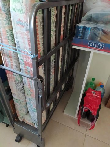 מיטה מתקפלת