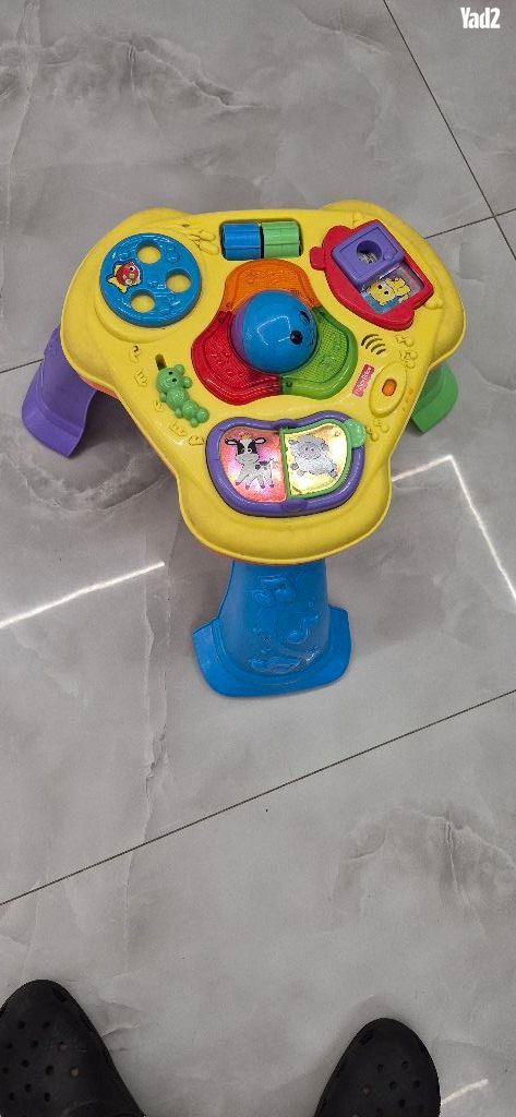 שולחן פעילות