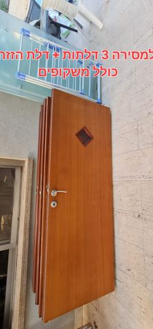 דלתות