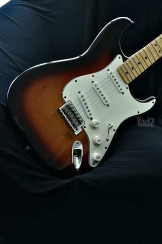 Fender Stratocaster  מצב חדש