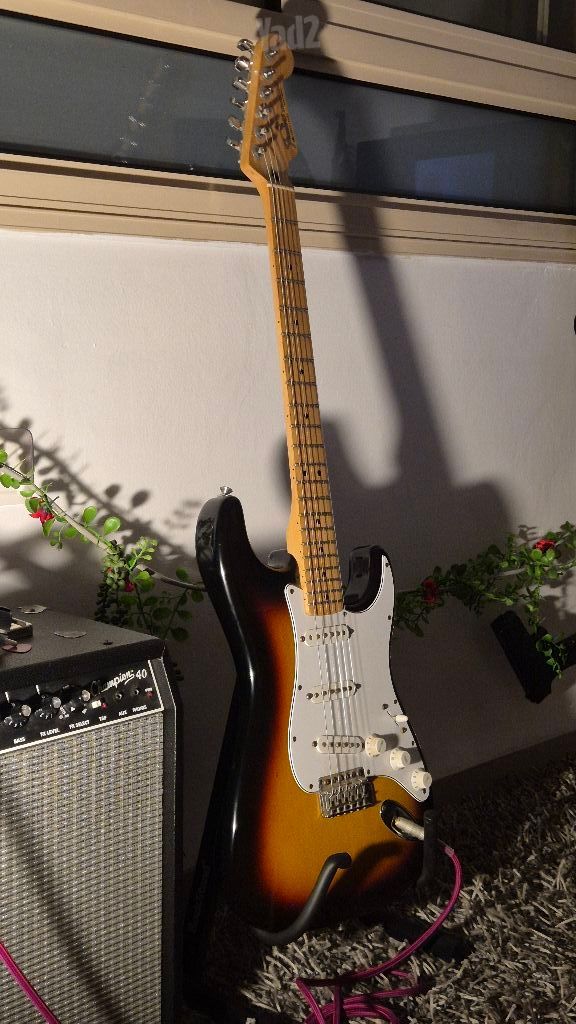 גיטרה חשמלית fender