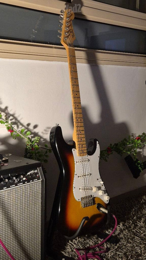 גיטרה חשמלית fender