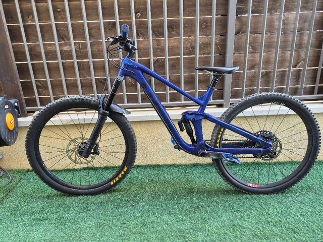 Trek Slash 8 2023