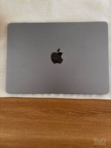 MacBook air M2