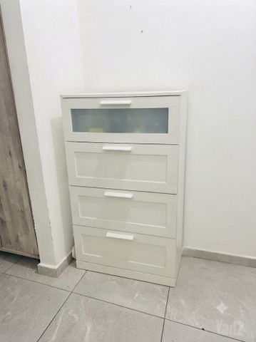 שידת איקיאה