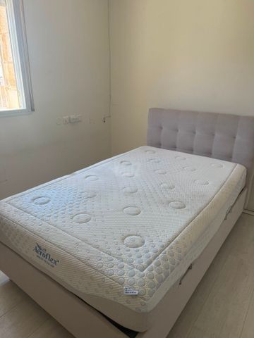 מיטה וחצי