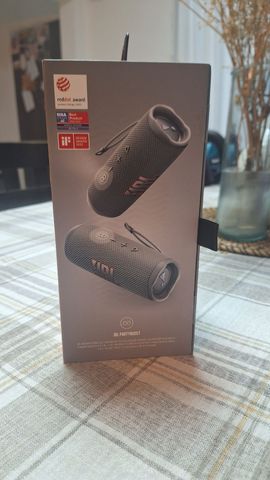 jBL Flip 6
