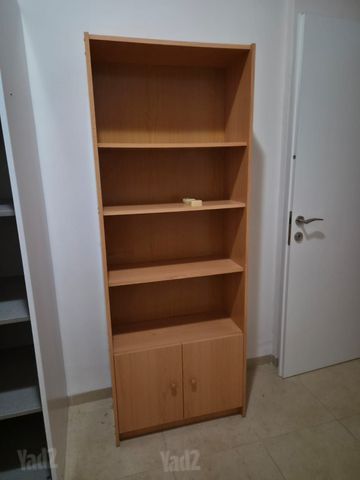 כוננית מדפים