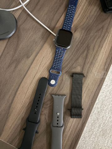 Apply watch