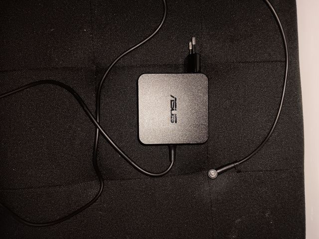 מטען מקורי ASUS 65W