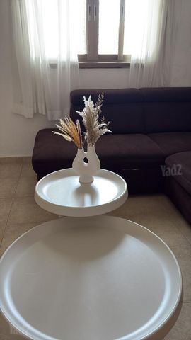 זוג שולחנות