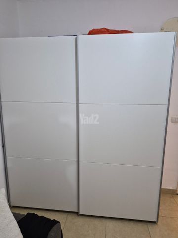 ארון חדש