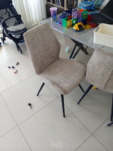 כסאות