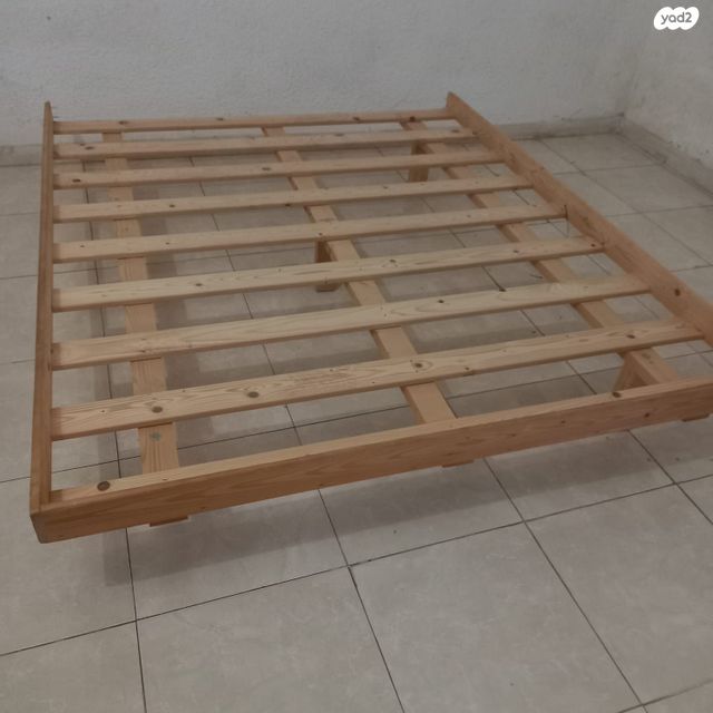 בסיס מיטה
