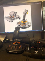 ג׳וייסטיק טיסה thrustmaster