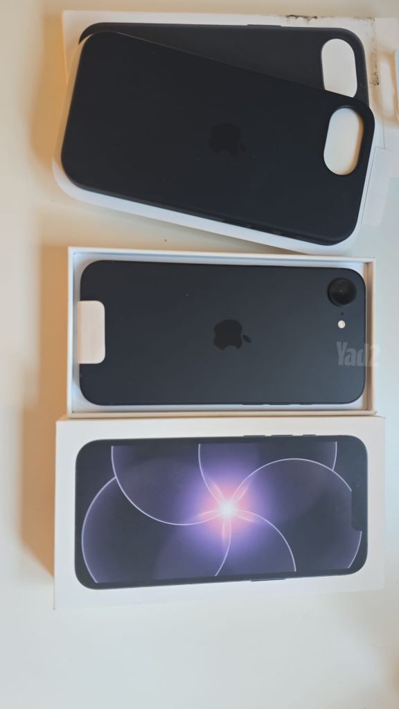Iphone 17e pro  8GB  256GB