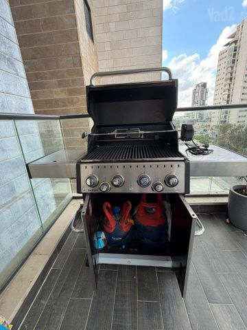 Broil King Baron S490