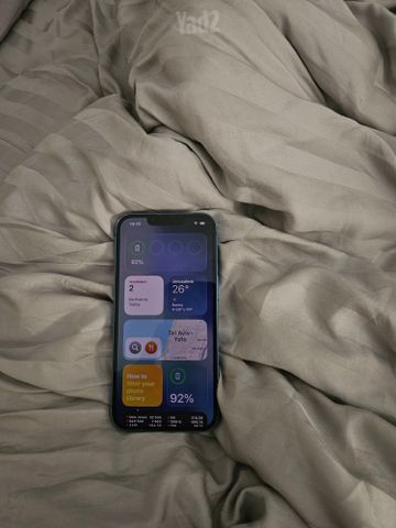 אייפון 13 אחסון 128 GB