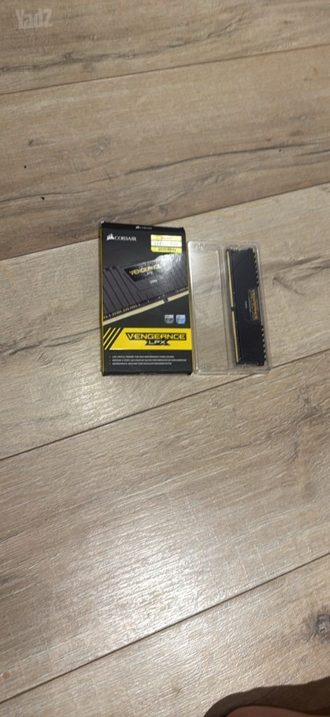 DDR4