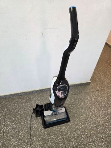 שואב שוטף