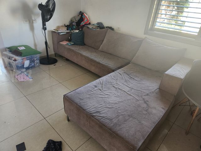 פה פינתית