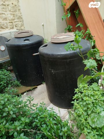 מיכל מים גדול
