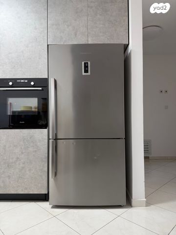 מקרר BLOMBERG KND 3950